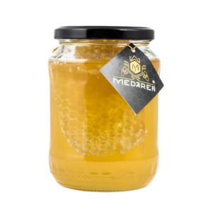 MEDÁREŇ Agátový med s medovým plástom 1000g