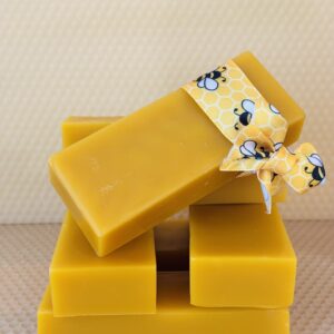 MEDÁREŇ Vosková tehlička 70g